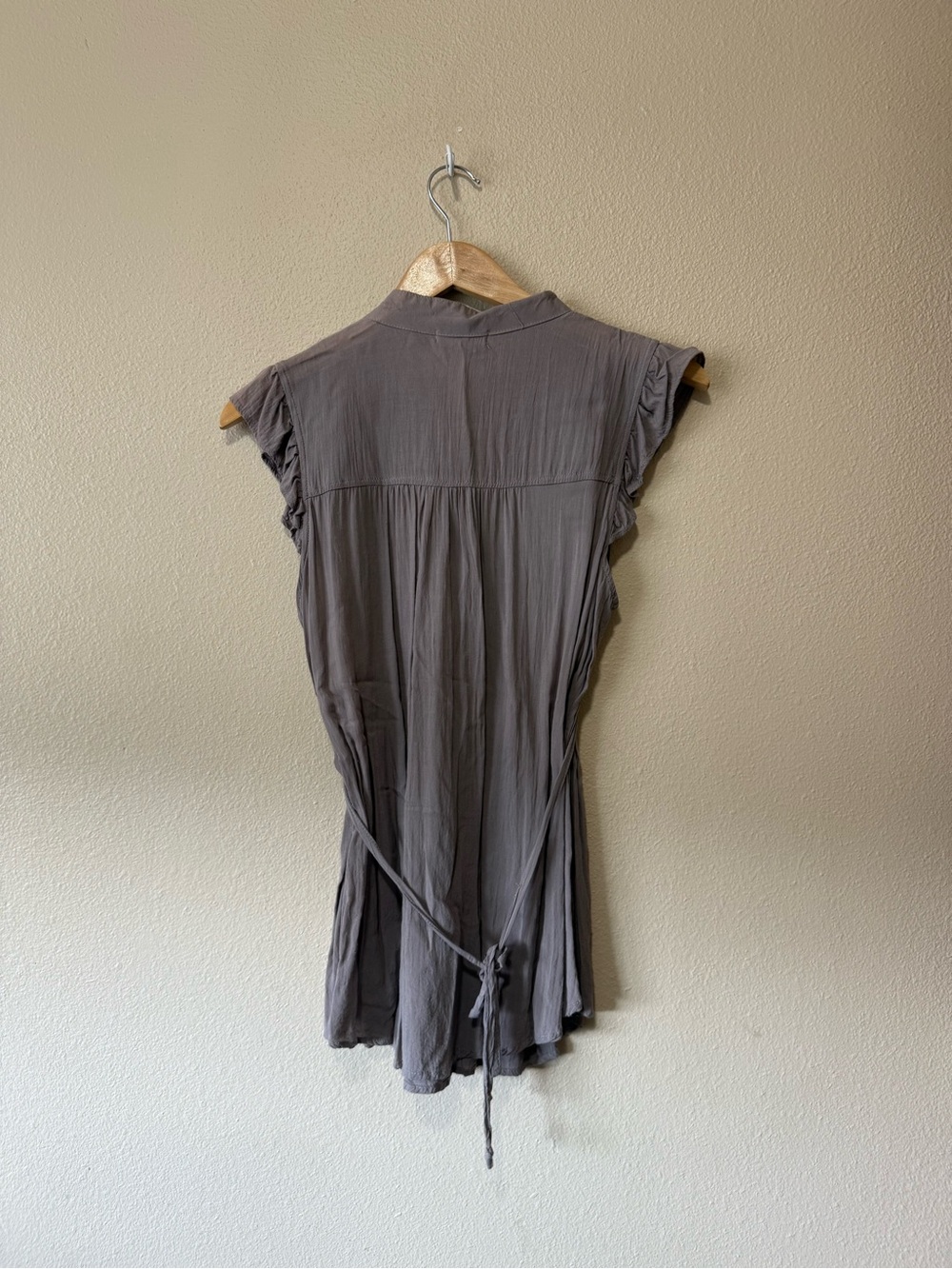 Lightweight Gray Ruffled Tunic - Picture 2 of 3